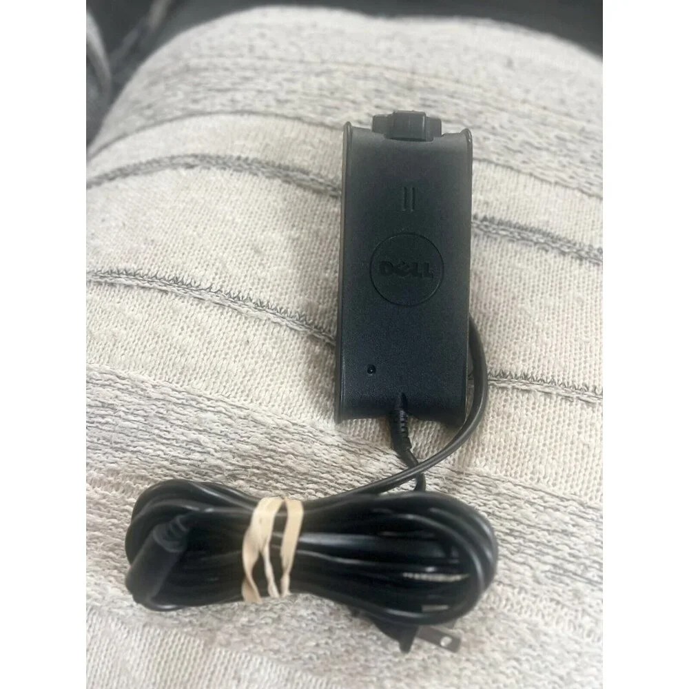 Dell 65W A/C Adapter Model HA65NS1-00